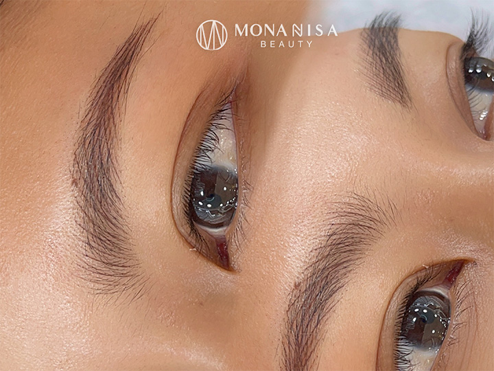 Mona Nisa Beauty คลินิกสักคิ้วสีฝุ่น - 2