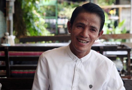 หนังตลกไทย โรเบิร์ต