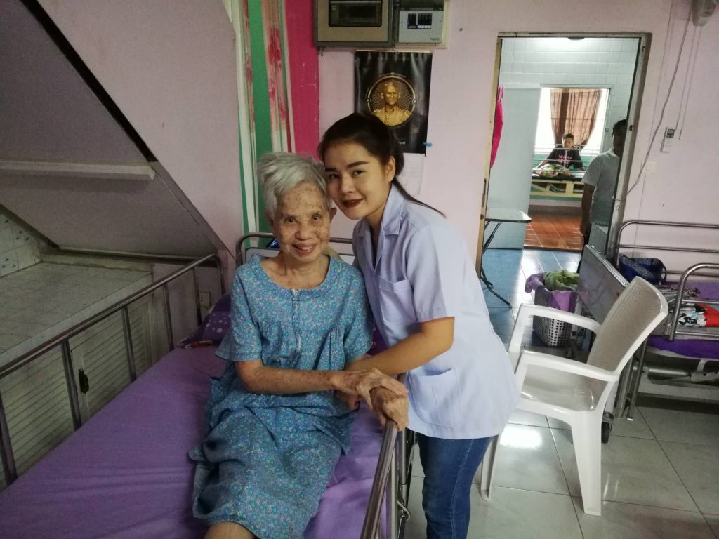 ศูนย์ดูแลผู้สูงอายุ นนทบุรี - 1