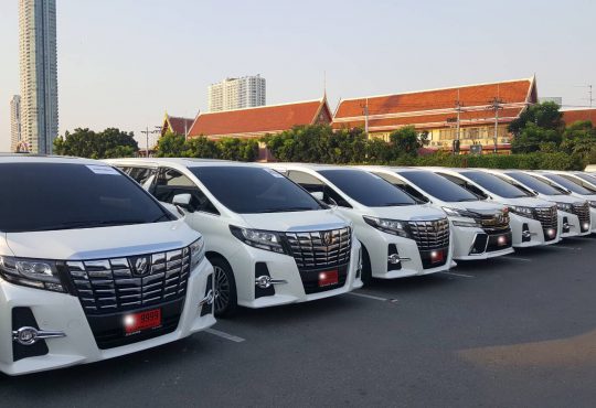 เช่ารถตู้อัลพาร์ด Alphard ที่ไหนดี - 1