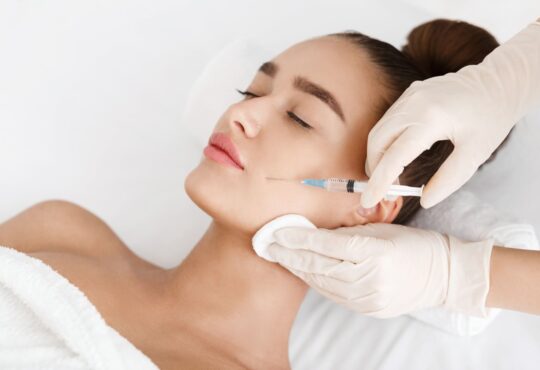 คลินิก โบท็อกลดริ้วรอยร่องแก้ม ลพบุรี - 1