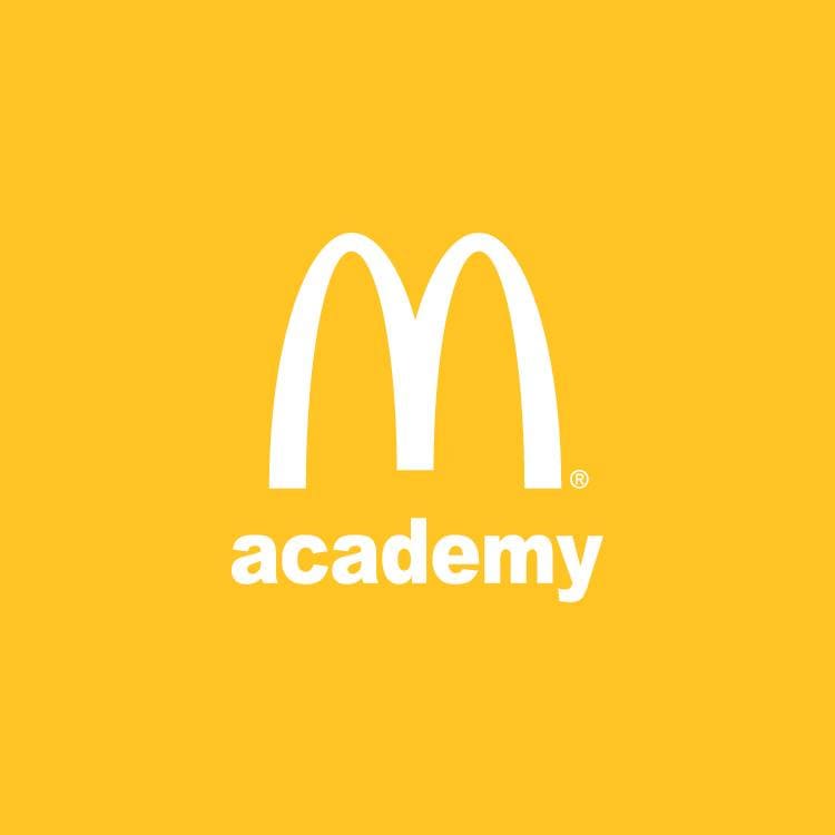 M-Academy หลักสูตรการเรียนพัฒนาบุคลิกภาพ มอบทุกโอกาสความประทับใจที่ตัวเรามีบุคลิกที่ดีข