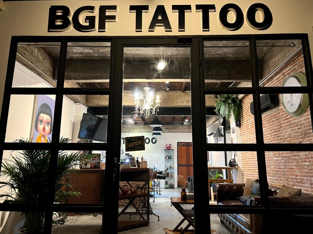 BGF Tattoo รับสอนสักลายบนตัว คอร์สการสอนให้คำแนะนำ ตรวจเช็คทุกปัญหาก่อนลงมือทำ