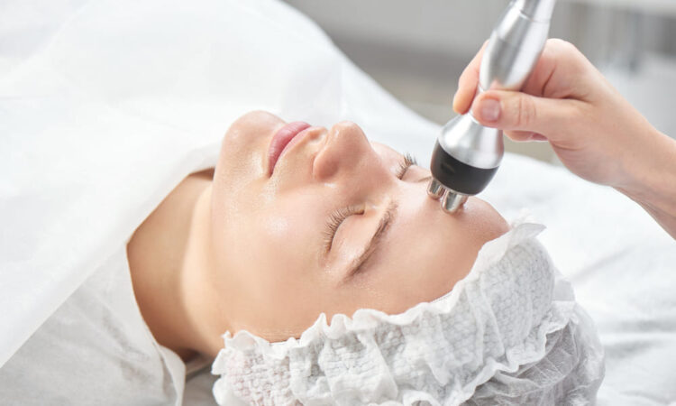 10 อันดับ คลินิก Thermage เชียงใหม่ ยกกระชับ ลดไขมันผิวบนใบหน้า สร้างกรอบหน้าเรียวสวยขึ้น 1 คลินิก Thermage เชียงใหม่ - 1
