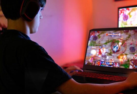 โน๊ตบุ๊คเล่นเกม 2024 ราคาไม่เกิน 20000 บาท - 1
