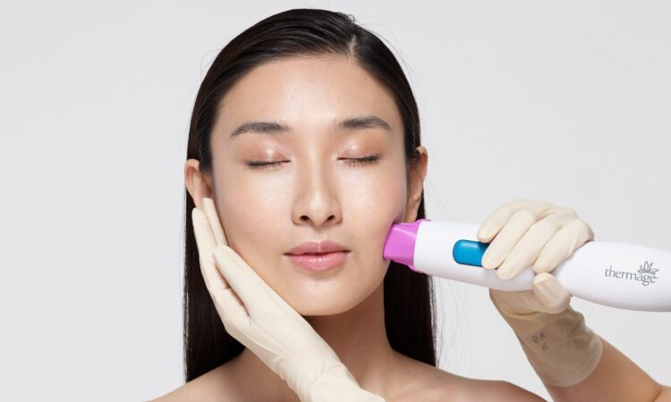 10 อันดับ คลินิก Thermage หาดใหญ่ ยกกระชับฟื้นฟูสภาพผิวเนียนนุ่มดูน่าสัมผัส 1 คลินิก Thermage หาดใหญ่ - 1
