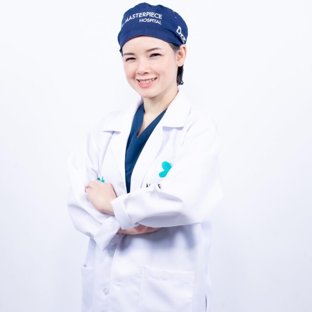 แพทย์หญิงนาถยา ดิเรกศิลย์ (หมอตุ๊ก) หมอทำจมูก การันตีฝีมือการทำปลอดภัย ไม่เกิดอาการบ