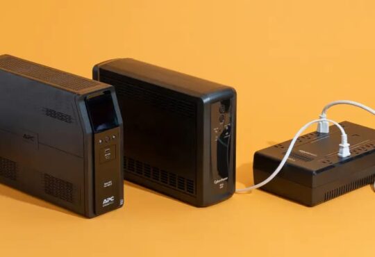 เครื่องสำรองไฟ UPS ยี่ห้อไหนดี - 1