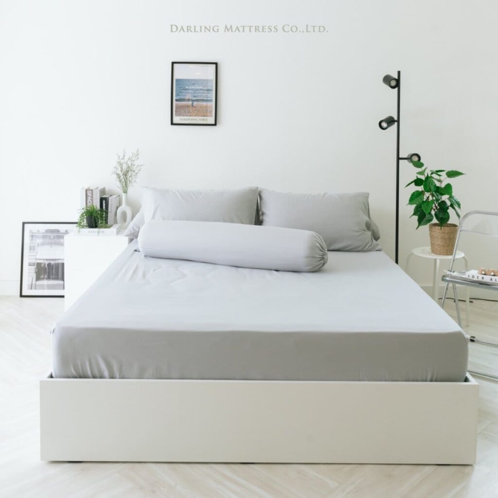 Darling Mattress รุ่น NANOTECH ผ้าปูที่นอนสัมผัสเย็น เนื้อผ้าไม่เป็นขุยให้ความรู้สึกนอนสบาย