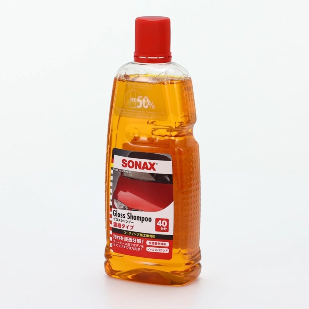 SONAX Gloss Shampoo น้ำยาล้างรถ ฟองนุ่ม ทำความสะอาดง่าย ไม่ทำให้รถมีรอยด่างหลังการล้างออก