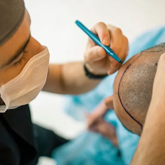 Where is a good hair transplant clinic in Chiang Rai
