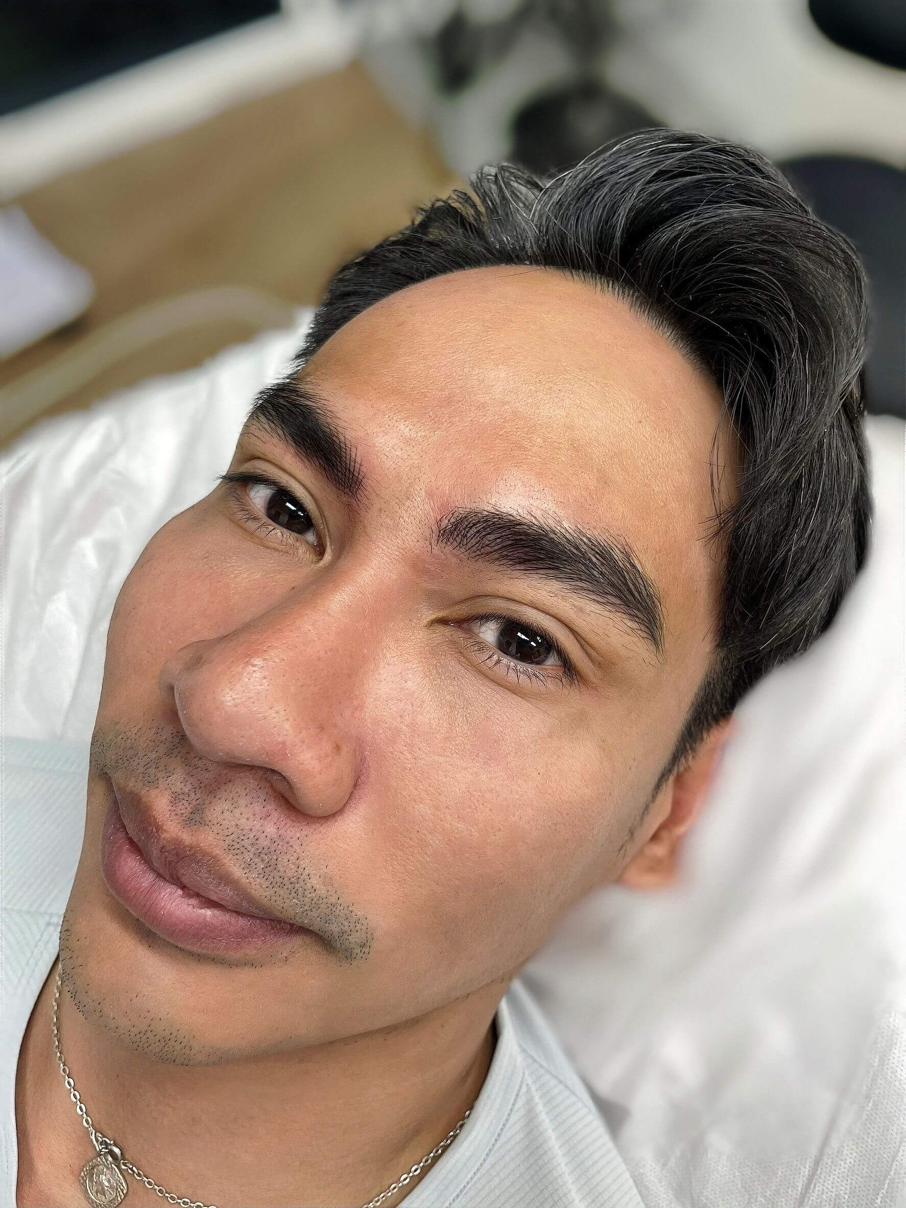 สักคิ้วผู้ชาย สักปาก พระราม2 Bornbeautii for men