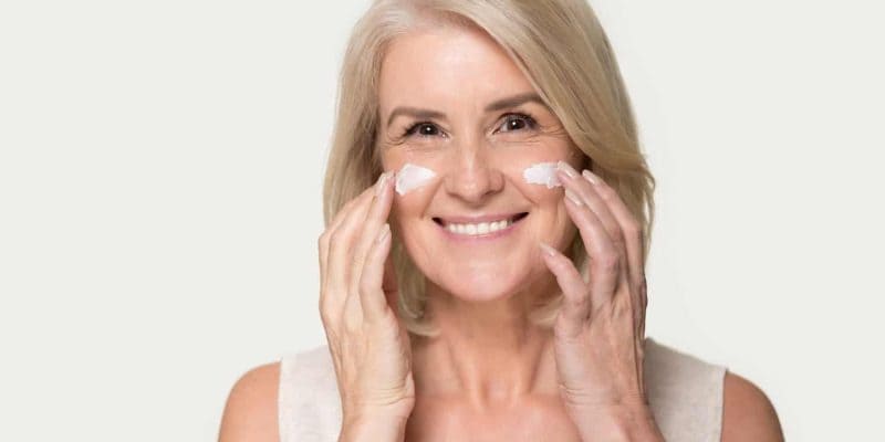 ครีมลดริ้วรอย ยี่ห้อไหนดี แห่งปี 2025 - 2