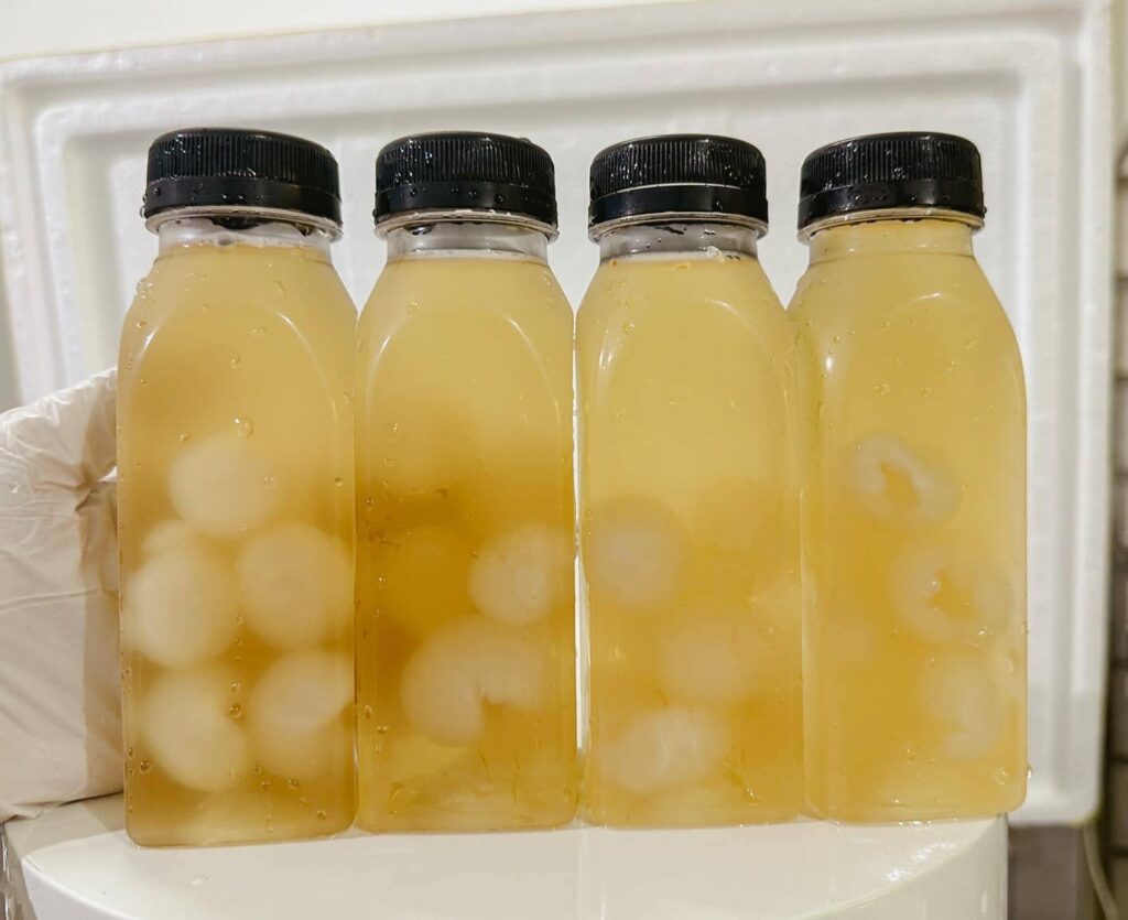 3 อันดับ ขายส่งน้ำลำไยสด ที่ไหนดี บริการขาย ผลิตพร้อมจัดส่งในราคามาตรฐาน 6 น้ำส้มคั้นวโรรส ขายส่งน้ำลำไยสด บริการพร้อมบรรจุขวดและกระป๋อง ในราคาส่งคุ้ม - 2