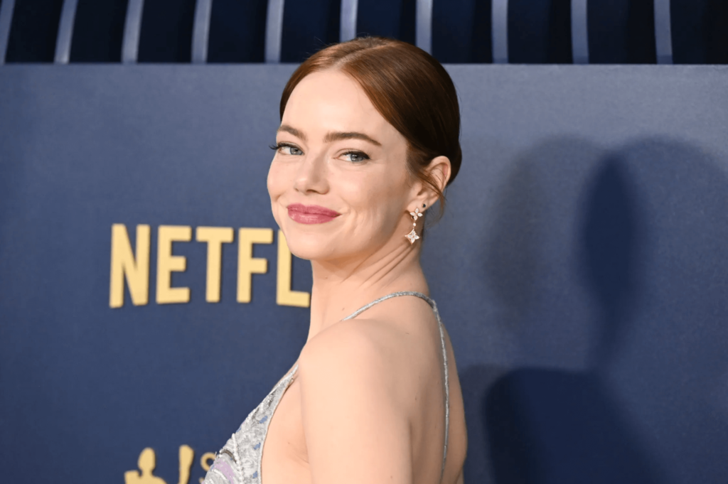 Emma Stone ส่องประกายด้วยต่างหู Louis Vuitton บนพรมแดง SAG Awards 2024 และ Cannes Film Festival 2024 4 Louis Vuitton